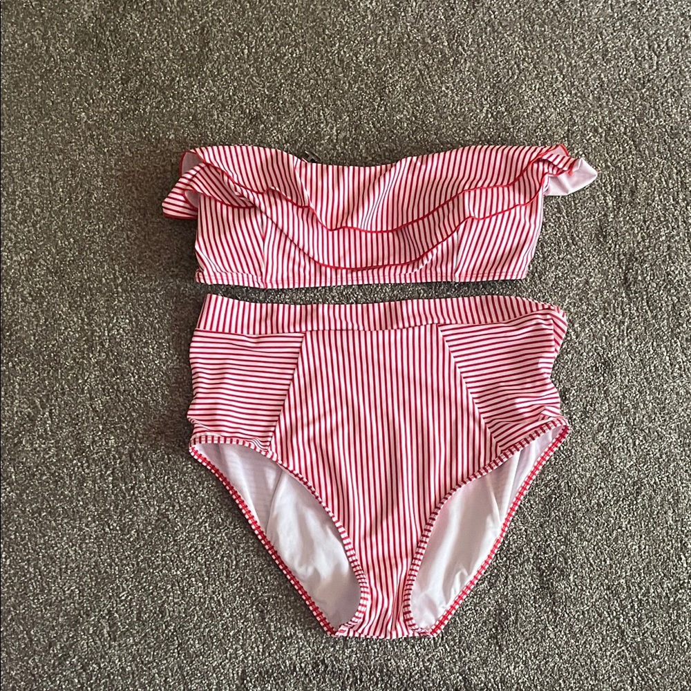 Striped Red Bikini Set - Picture 2 of 2
